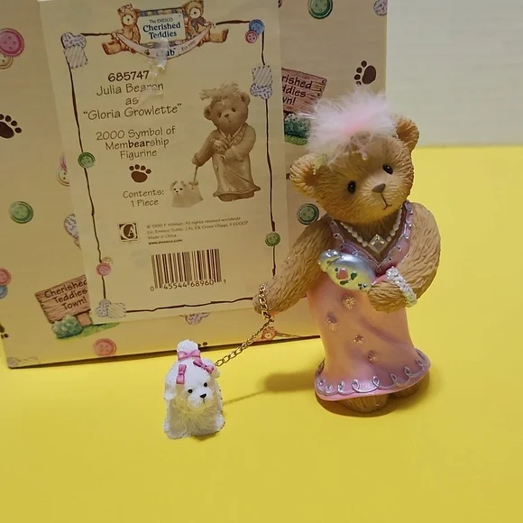 Cherished Teddies: Julia Bearon Gloria Growlette. Charter Member 2000 Figurine. - Picture 2 of 11